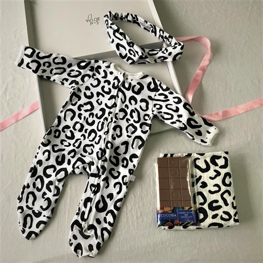 Gift Set for New Mum and Baby - Leopard Print (Sleepsuit)